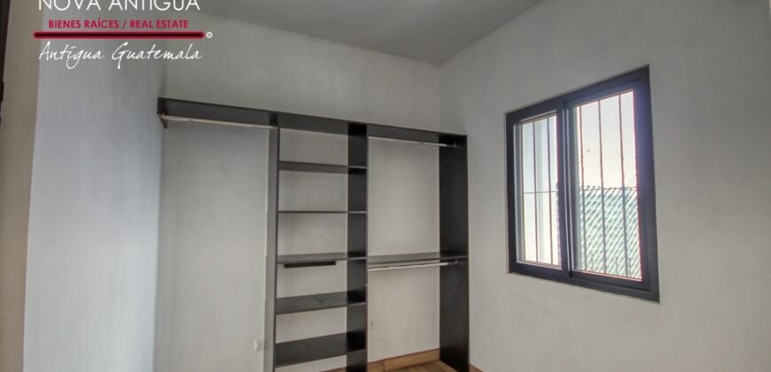 T108 – Unfurnished house in San Miguel Buena Vista residential area