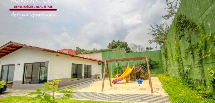 T108- Casa sin muebles en residencial San Miguel Buena Vista