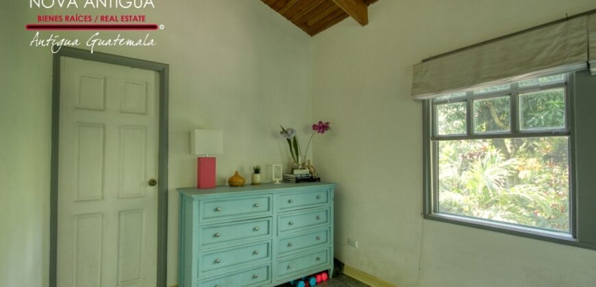 CS18 – Furnished cabin in exclusive residential area of Escuintla