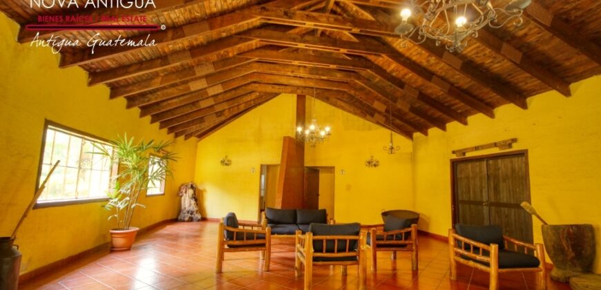 CS18 – Cabaña amueblada en exclusivo residencial de Escuintla