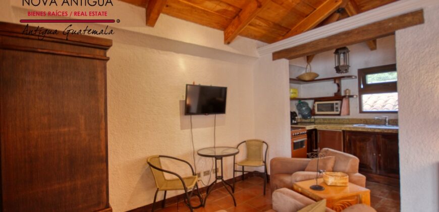 A4236 – Apartment in residential Jacarandas