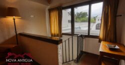 A4236 – Apartamento en residencial Jacarandas