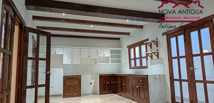 T49 – Casa en construccion dentro de condominio