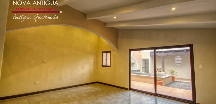 D72 – House Under Renovation in the Panorama Area