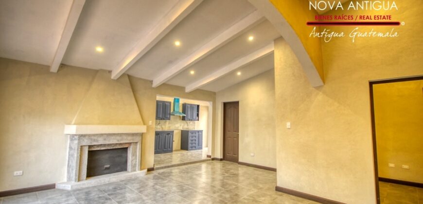 D72 – Casa en remodelacion en el area de Panorama