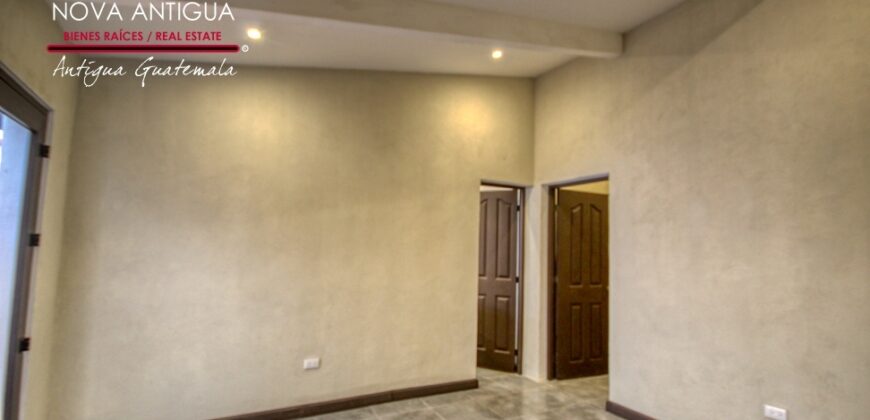D72 – Casa en remodelacion en el area de Panorama