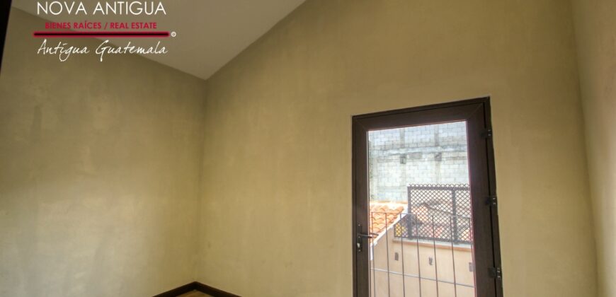 D72 – House Under Renovation in the Panorama Area