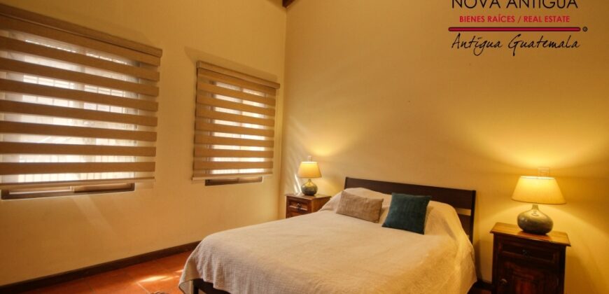 J138 – Bonita casa en renta en Cortijo las Flores