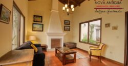 J138 – Bonita casa en renta en Cortijo las Flores