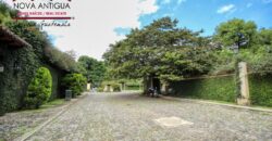 A4238 – Terreno en Venta en el casco de Antigua Guatemala