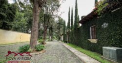 A4238 – Terreno en Venta en el casco de Antigua Guatemala