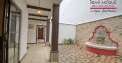 T109 – Cozy house in the Hacienda del Comendador residential area