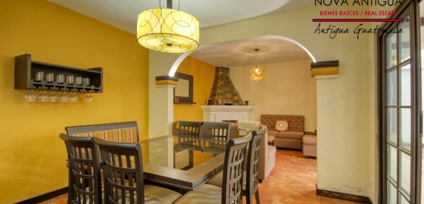 T109 – Cozy house in the Hacienda del Comendador residential area