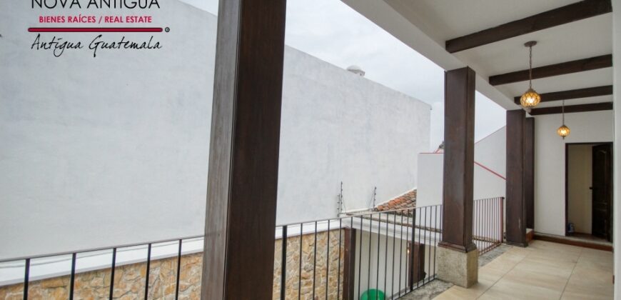 T109 – Acogedora casa en residencial Hacienda del Comendador