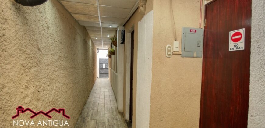 F364 – Casa fuera de condominio en el area de las Victorias, Jocotenango