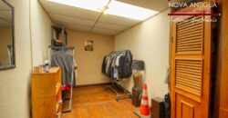 F364 – Casa fuera de condominio en el area de las Victorias, Jocotenango