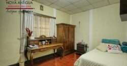 F364 – Casa fuera de condominio en el area de las Victorias, Jocotenango