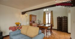 A4239 – Acogedor Loft en renta en el Centro de Antigua