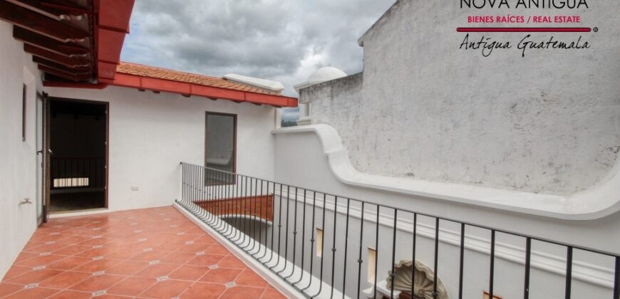 F363 – Casa en renta lista para estrenar en el area de Jocotenango