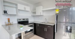 J139 – Casa amueblada de dos niveles en renta en el area de Ciudad Vieja