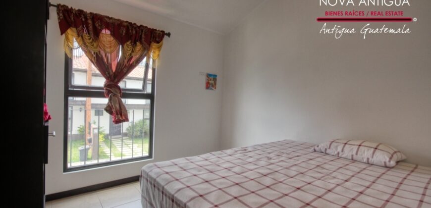 J139-Furnished two-story house for rent