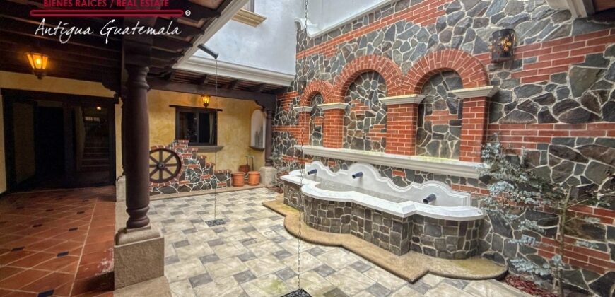 B149 – Casa en venta en residencial en el sector del Calvario