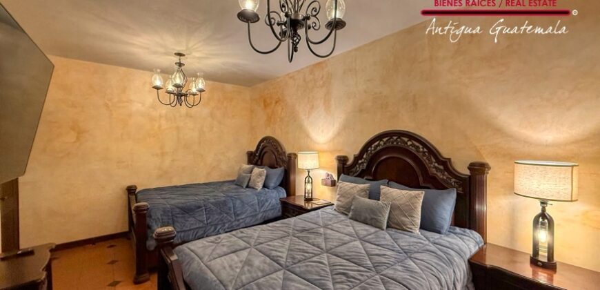 B149 – House for sale in a residential area in the Calvario sector