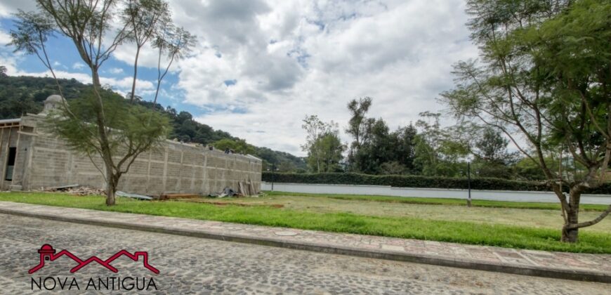 SI227 – Terreno residencial en condominio exclusivo