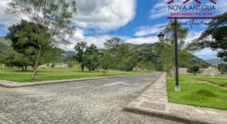 SI227 – Building lot for resale in residential area