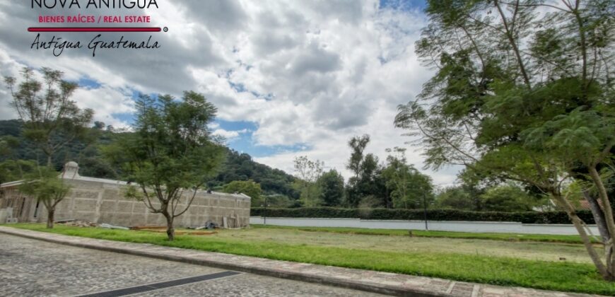 SI227 – Terreno residencial en condominio exclusivo