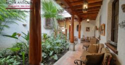 A4240 – Alquiler corto plazo en el centro de Antigua Guatemala