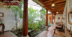A4240 – Short-term rental in the center of Antigua Guatemala