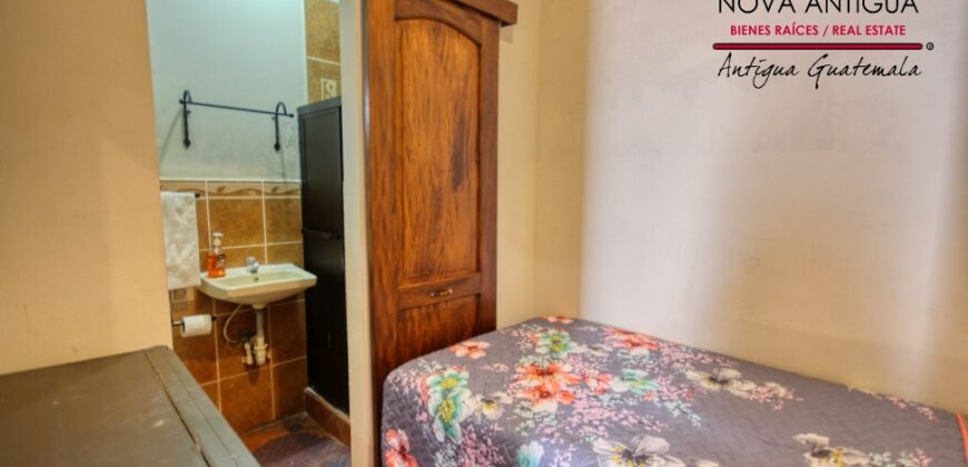 J142 – Casa en renta en Bosarreyes Ciudad Vieja Sac. sobre carretera RN 14