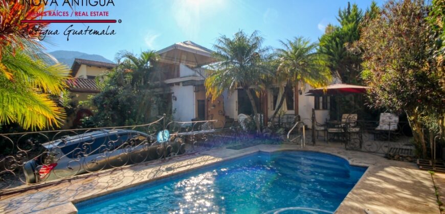 H113 – Cozy house in San Pedro el Alto