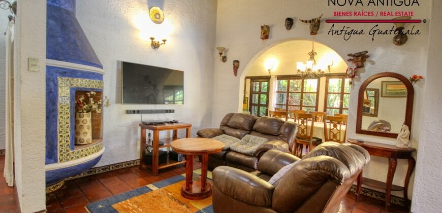 H113 – Acogedora casa en San Pedro el Alto