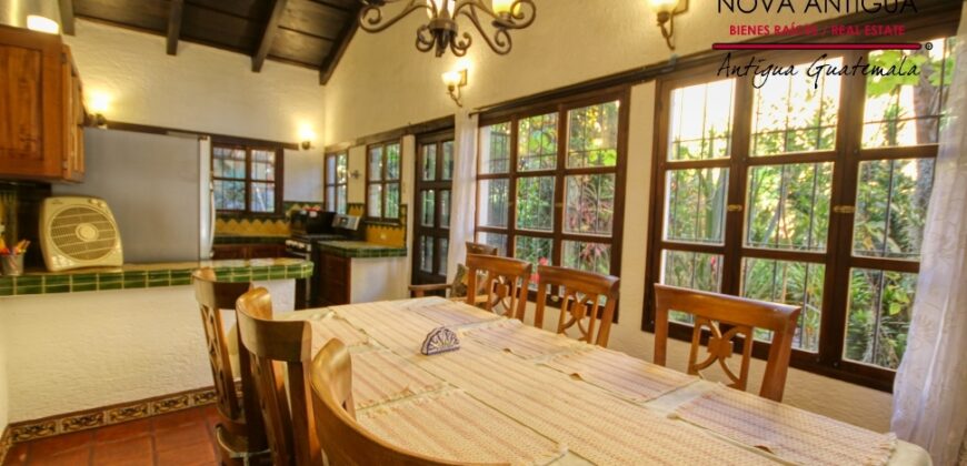 H113 – Cozy house in San Pedro el Alto