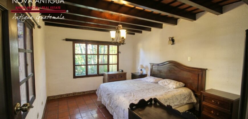 H113 – Cozy house in San Pedro el Alto