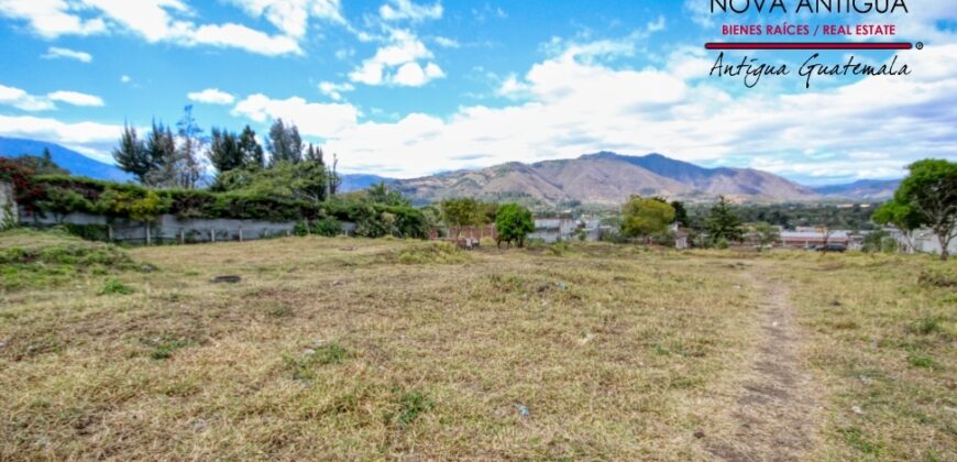 I483 – Terreno en venta fuera de residencial