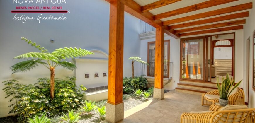 SI17 – Casa recien construida en el area de Santa Ines