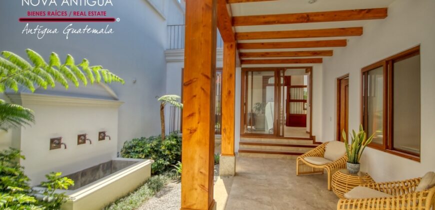 SI17 – Casa recien construida en el area de Santa Ines