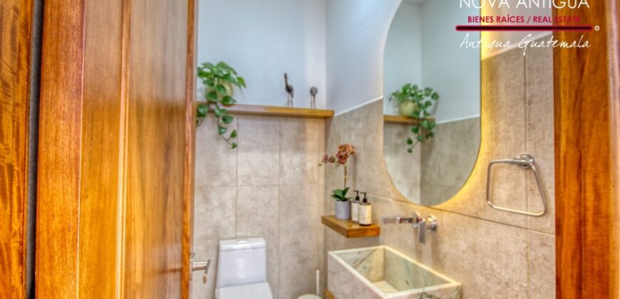 SI17 – Newly built house in the Santa Ines area