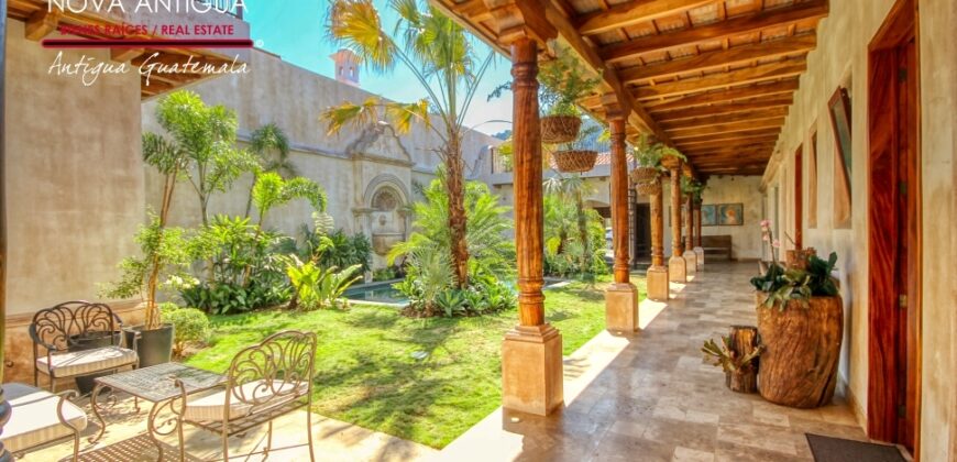 SI18 -Exclusiva residencia colonial en La Antigua Guatemala