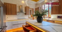 SI18 -Exclusiva residencia colonial en La Antigua Guatemala