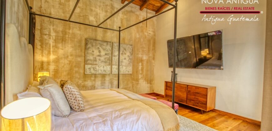 SI19 – Residence in an Exclusive Gated Community