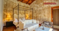 SI19 – Residence in an Exclusive Gated Community