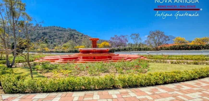 SI18 -Exclusiva residencia colonial en La Antigua Guatemala