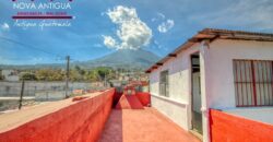 I74 – Spacious house in the San Pedro las Huertas area