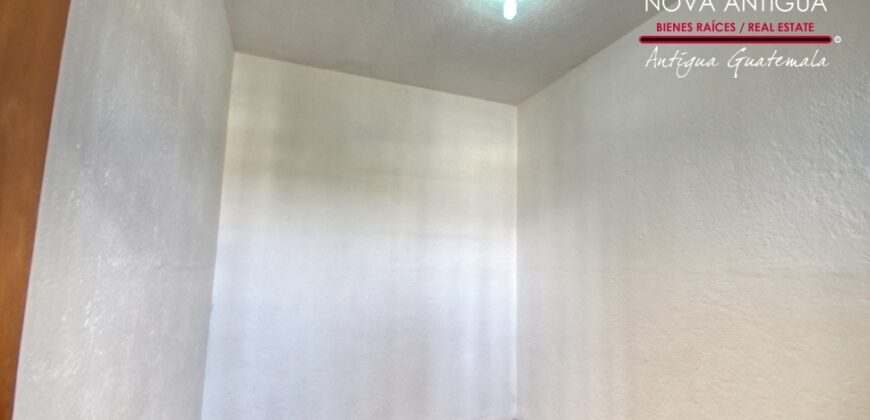 I74 – Spacious house in the San Pedro las Huertas area