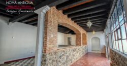 I74 – Spacious house in the San Pedro las Huertas area