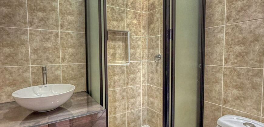 J146 – Newly Built House in the Old City Area